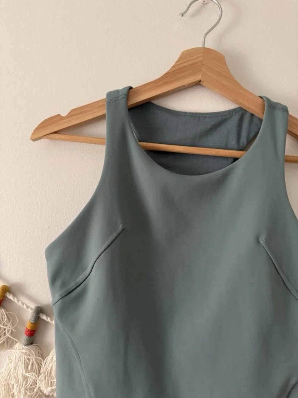Lululemon Invigorate Training Tank Top Tidewater Teal Run Outdoor Pilates Yoga 8